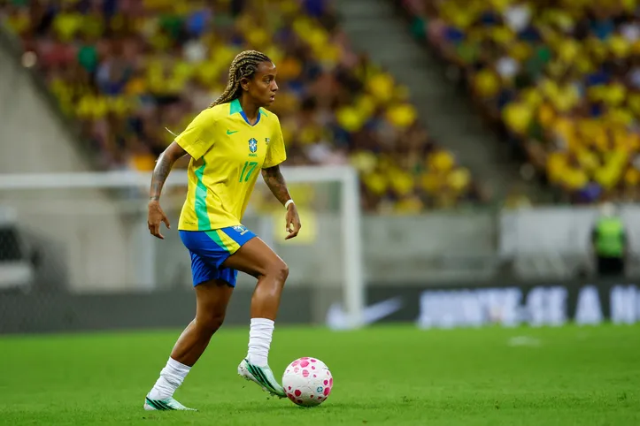 Geyse ganha espaço no ataque da Seleção Brasileira Feminina