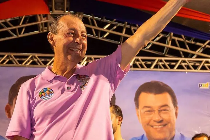 Aziz teve 61,42% dos votos válidos neste domingo (25)