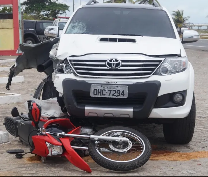 Perícia apontou que o veículo trafegava a 91 km/h no momento da colisão